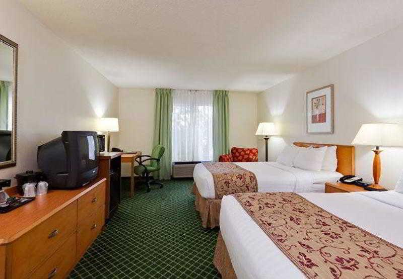 Fairfield Inn & Suites Valparaiso Δωμάτιο φωτογραφία